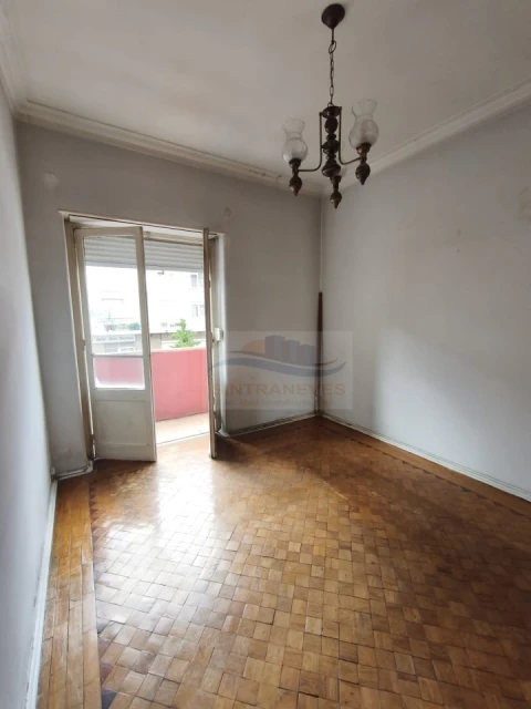Apartamento T2 para Venda em Falagueira-Venda Nova