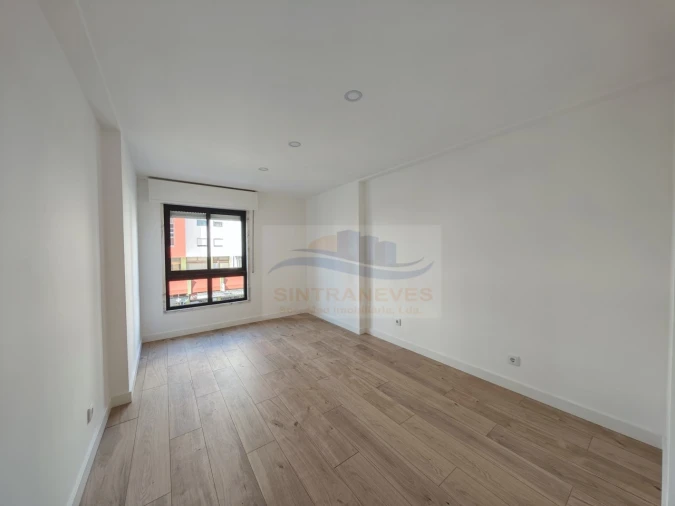 Apartamento T2 para Venda em Falagueira-Venda Nova Foto 22