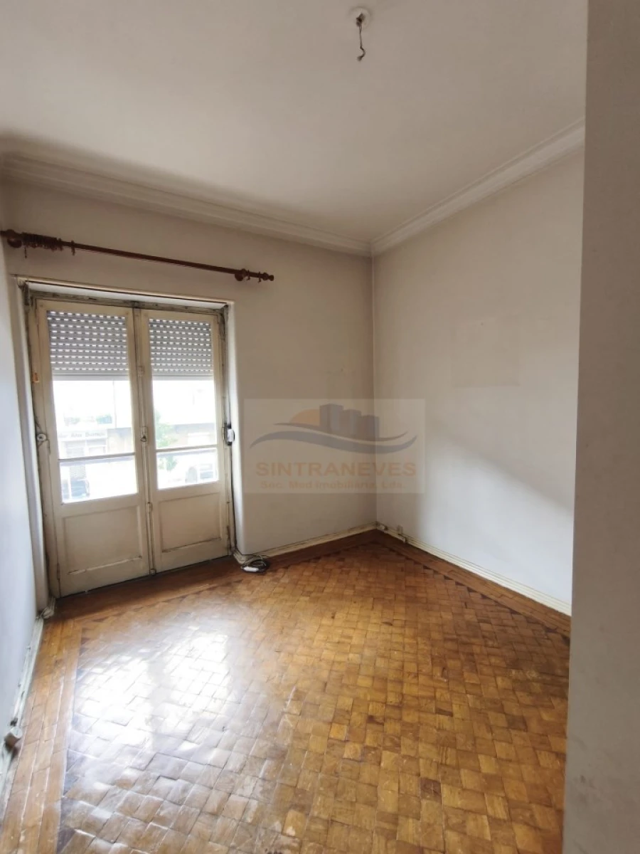 Apartamento T2 para Venda em Falagueira-Venda Nova Foto 31