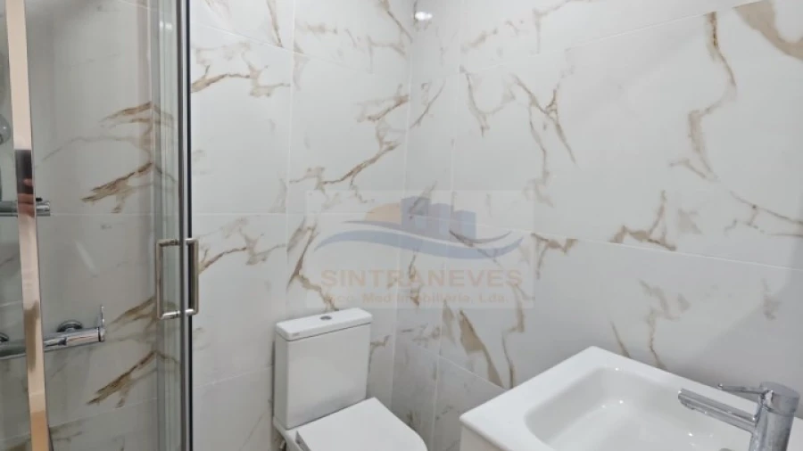 Apartamento T2 para Venda em Falagueira-Venda Nova