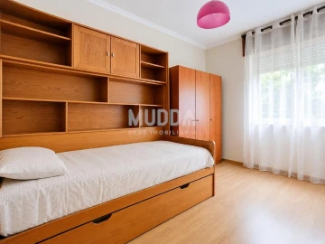 Apartamento T3 para Venda em Vilar de Nantes