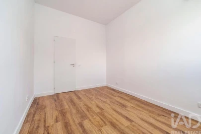 Apartamento T3 para Venda em Almancil
