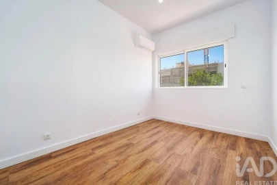 Apartamento T3 para Venda em Almancil