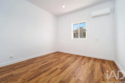 Apartamento T3 para Venda em Almancil