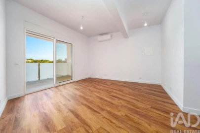 Apartamento T3 para Venda em Almancil