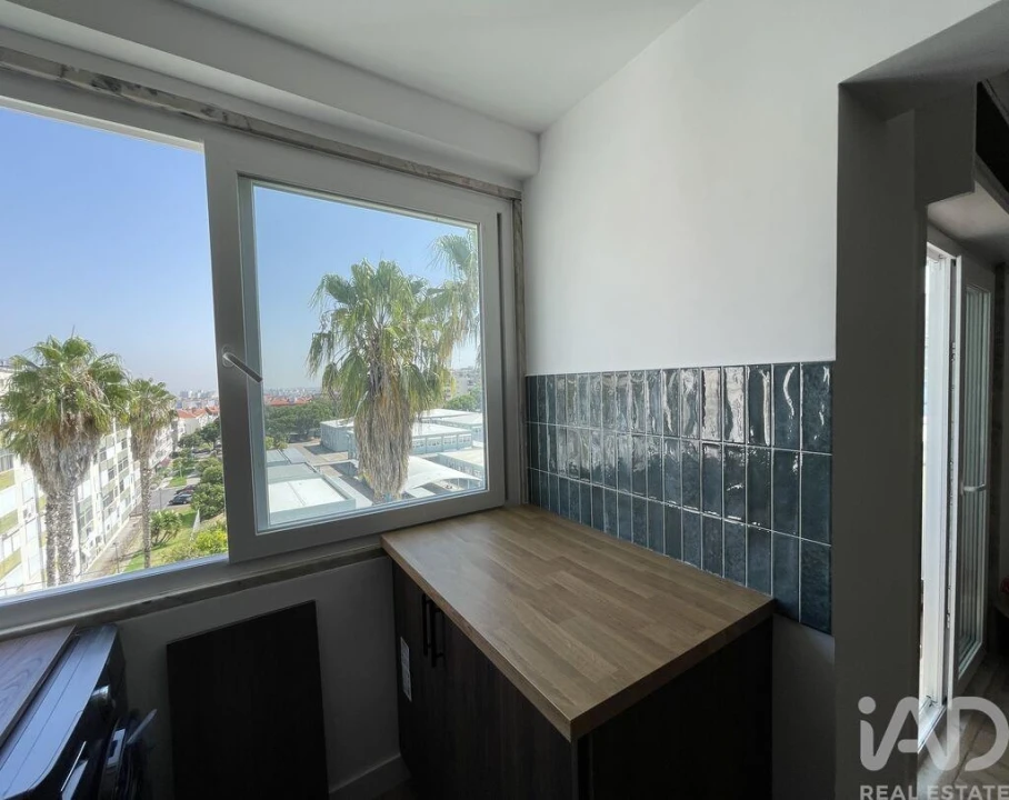 Apartamento T3 para Venda em Alfragide Foto 5