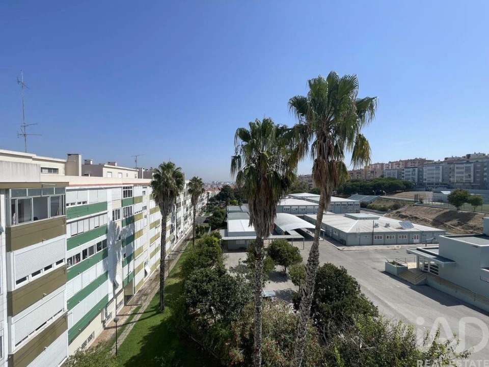 Apartamento T3 para Venda em Alfragide Foto 10