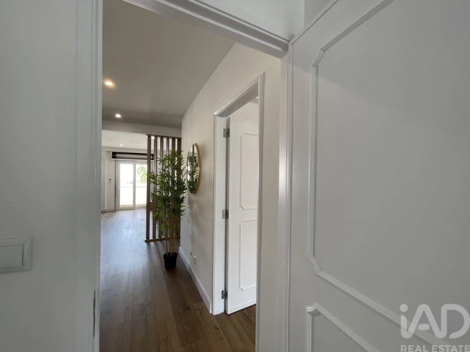 Apartamento T3 para Venda em Alfragide Foto 9