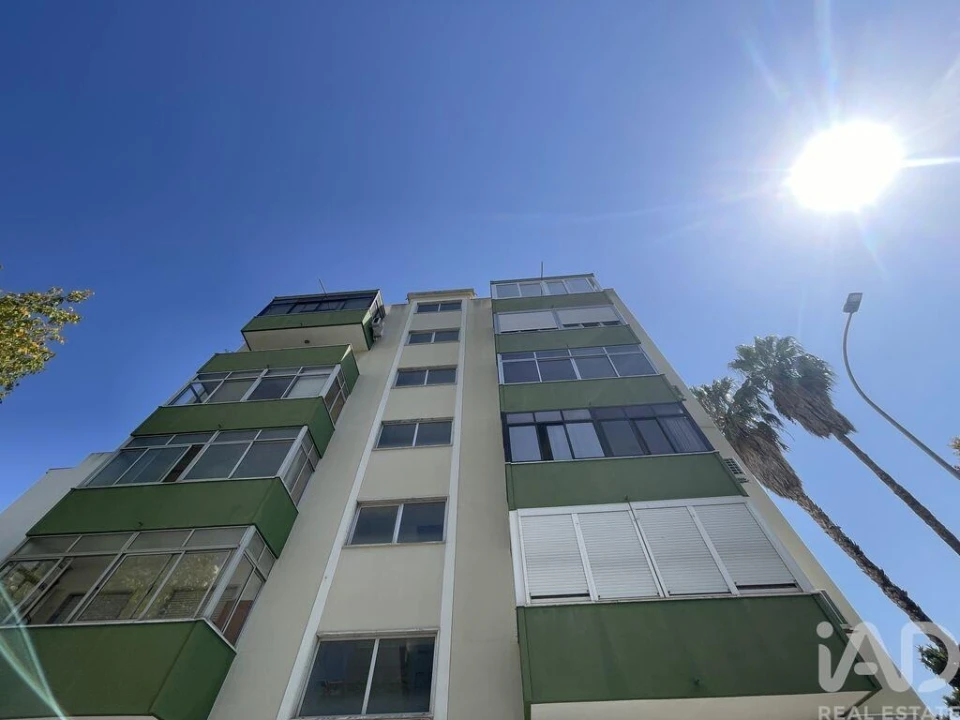 Apartamento T3 para Venda em Alfragide Foto 21