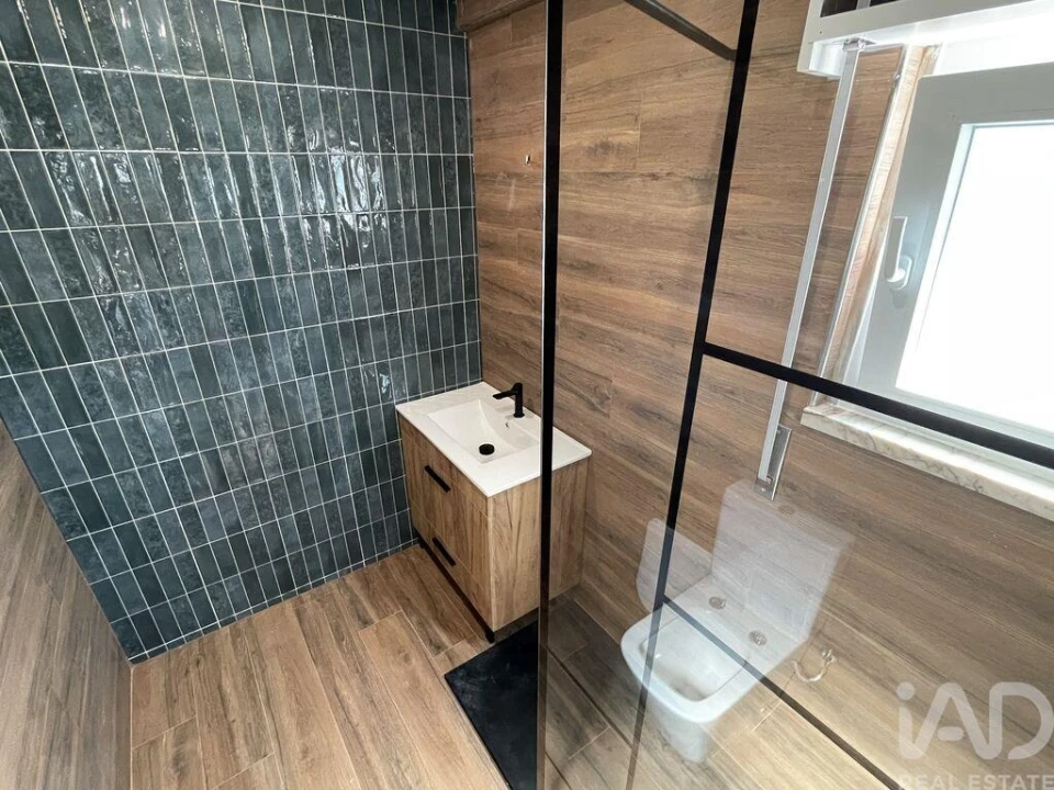 Apartamento T3 para Venda em Alfragide Foto 14