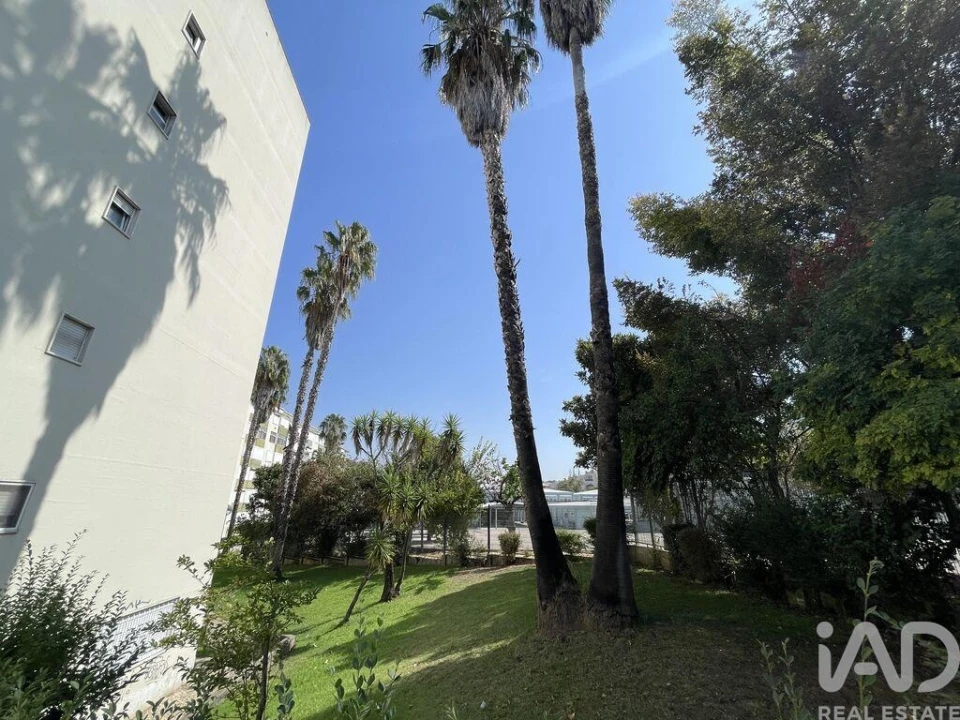Apartamento T3 para Venda em Alfragide Foto 22