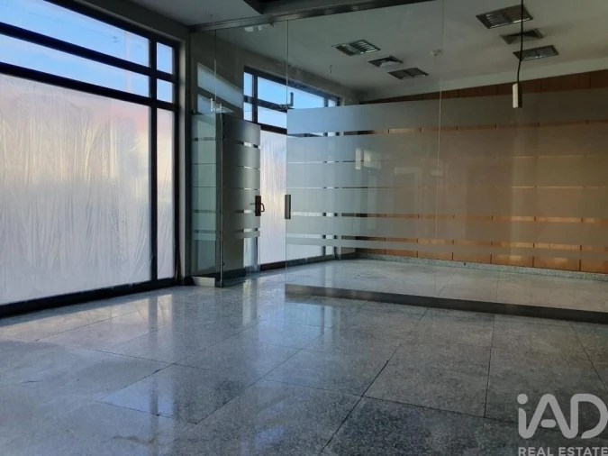 Loja para Venda em Samora Correia Foto 4