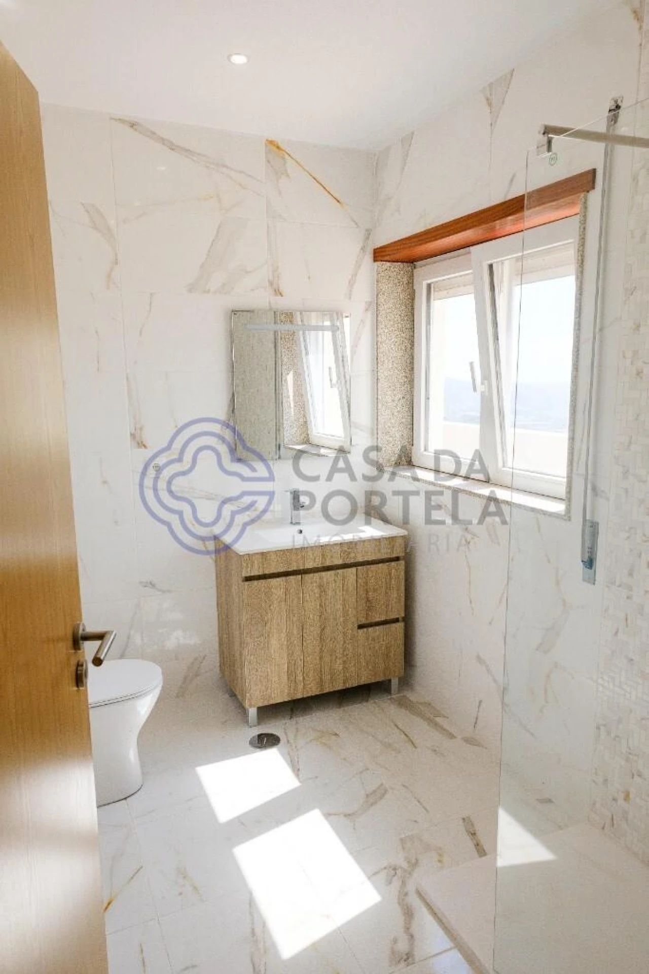 Apartamento T3 para Venda em O. Azeméis, Riba-Ul, Ul, Macinhata Seixa, Madail Foto 16