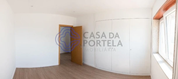 Apartamento T3 para Venda em O. Azeméis, Riba-Ul, Ul, Macinhata Seixa, Madail
