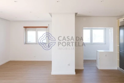 Apartamento T3 para Venda em O. Azeméis, Riba-Ul, Ul, Macinhata Seixa, Madail