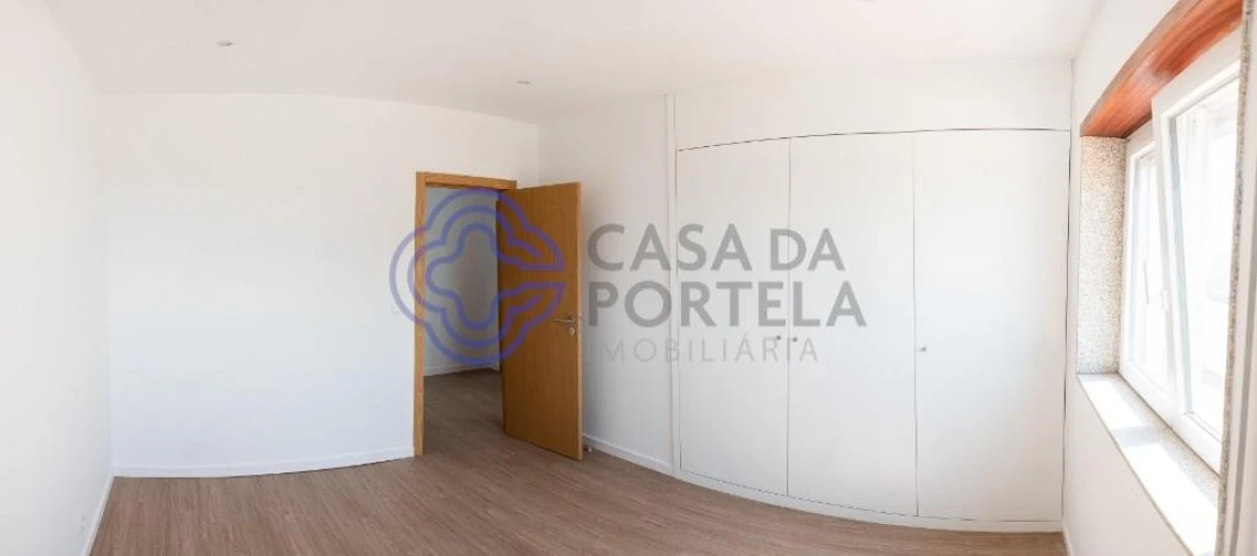 Apartamento T3 para Venda em O. Azeméis, Riba-Ul, Ul, Macinhata Seixa, Madail Foto 12