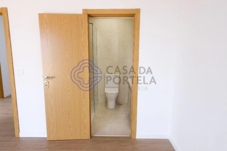 Apartamento T3 para Venda em O. Azeméis, Riba-Ul, Ul, Macinhata Seixa, Madail Foto 23