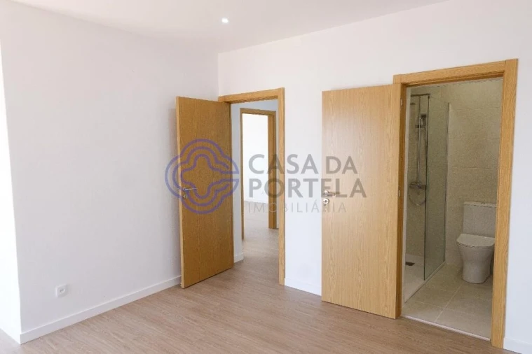 Apartamento T3 para Venda em O. Azeméis, Riba-Ul, Ul, Macinhata Seixa, Madail Foto 22