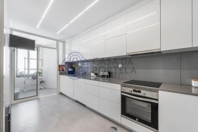 Apartamento T2 para Arrendamento em Lordelo do Ouro e Massarelos