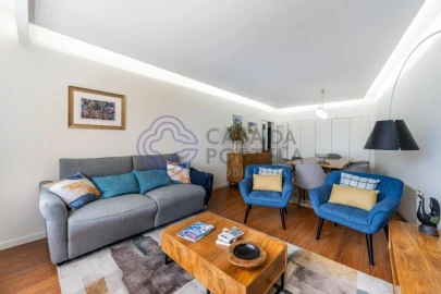 Apartamento T2 para Arrendamento em Lordelo do Ouro e Massarelos