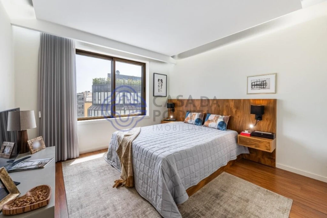 Apartamento T2 para Arrendamento em Lordelo do Ouro e Massarelos Foto 4