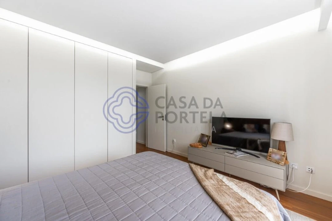 Apartamento T2 para Arrendamento em Lordelo do Ouro e Massarelos Foto 5