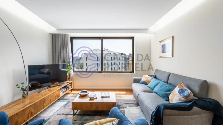 Apartamento T2 para Arrendamento em Lordelo do Ouro e Massarelos