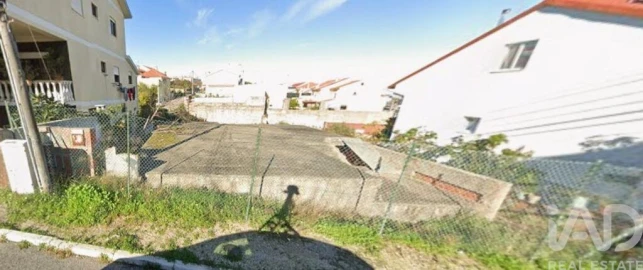 Terreno para Venda em Santa Iria de Azoia, São João da Talha e Bobadela
