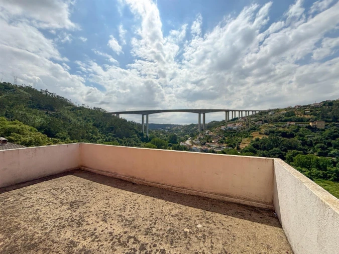 Moradia T5 para Venda em Ceira Foto 19