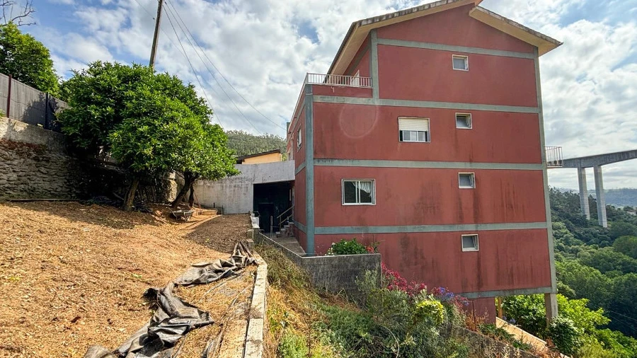 Moradia T5 para Venda em Ceira