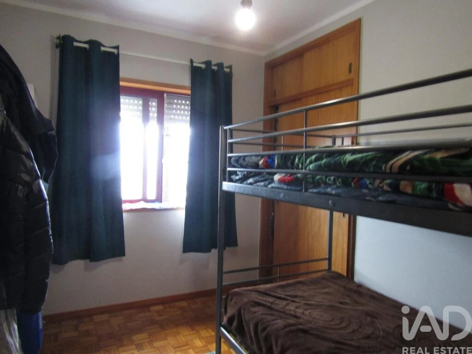 Apartamento T3 para Venda em Vilar de Andorinho Foto 4