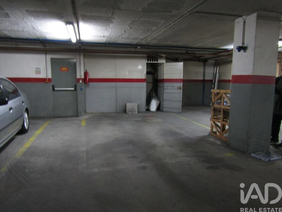 Apartamento T3 para Venda em Vilar de Andorinho Foto 28