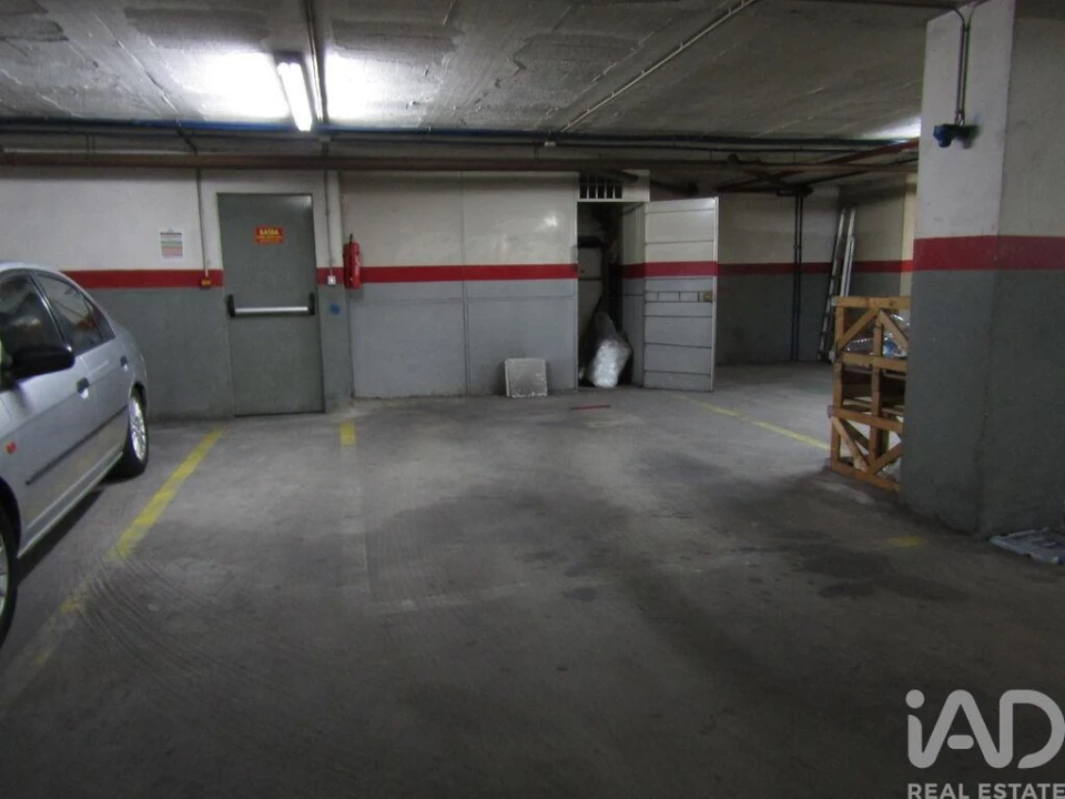 Apartamento T3 para Venda em Vilar de Andorinho Foto 30