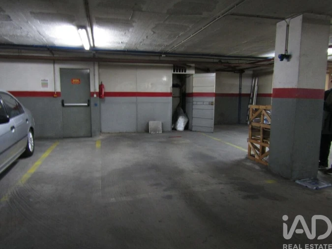 Apartamento T3 para Venda em Vilar de Andorinho Foto 28