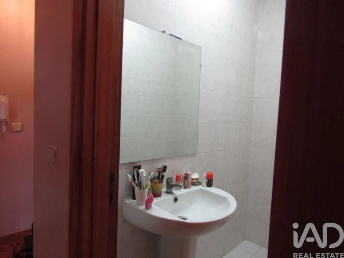 Apartamento T3 para Venda em Vilar de Andorinho Foto 13
