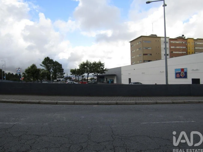 Apartamento T3 para Venda em Vilar de Andorinho Foto 34