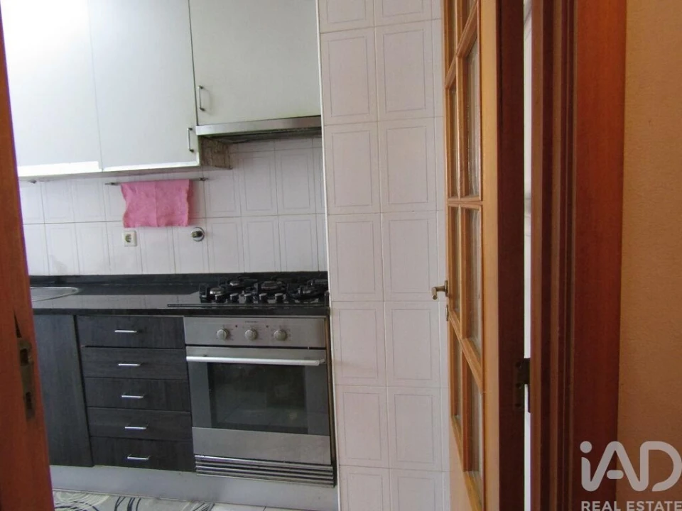 Apartamento T3 para Venda em Vilar de Andorinho Foto 19