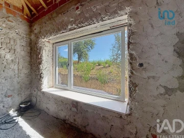 Moradia T2 para Venda em São Sebastião
