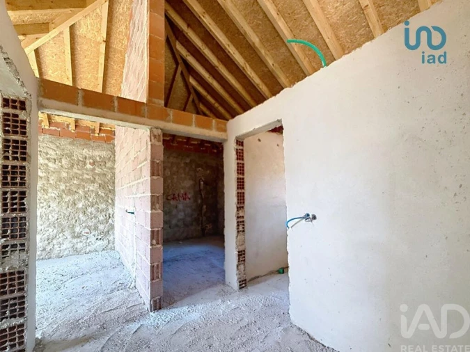 Moradia T2 para Venda em São Sebastião Foto 12