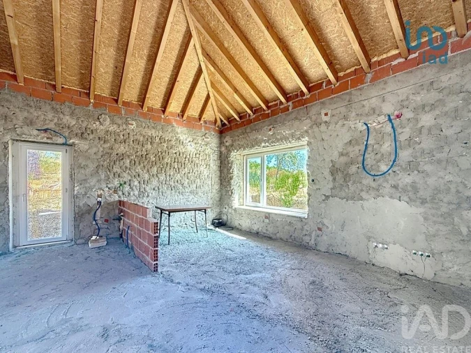 Moradia T2 para Venda em São Sebastião Foto 7