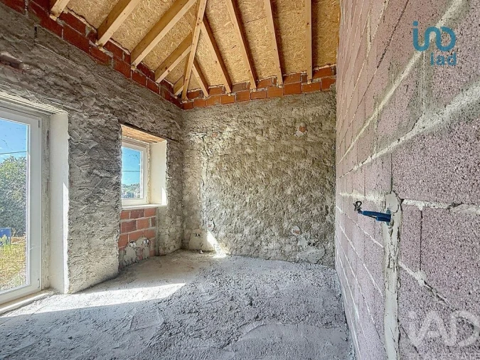 Moradia T2 para Venda em São Sebastião Foto 8