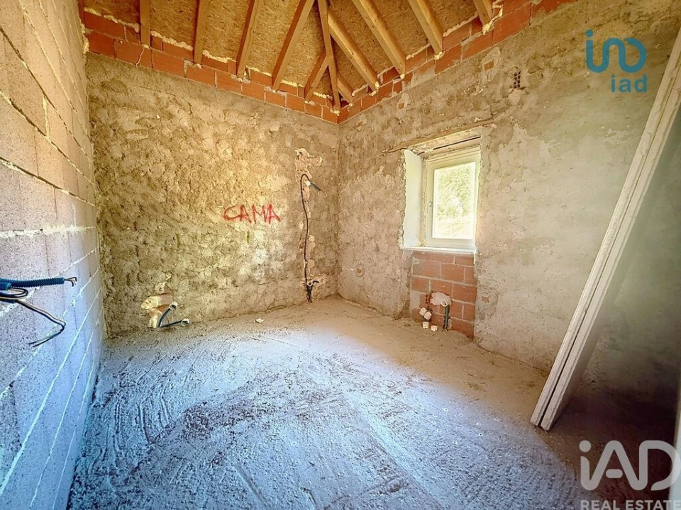 Moradia T2 para Venda em São Sebastião Foto 13