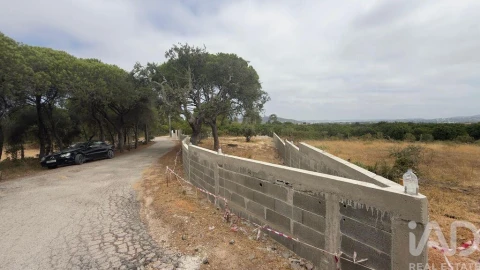 Terreno para Venda em Quarteira