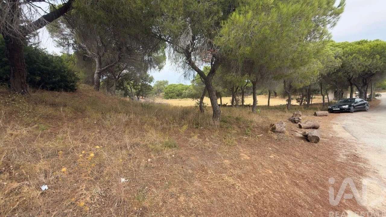 Terreno para Venda em Quarteira Foto 15