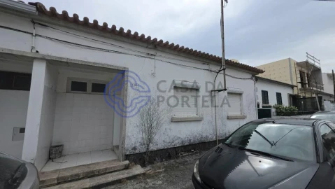 Moradia T3 para Venda em Darque