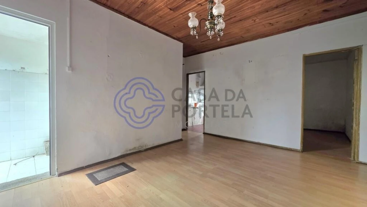 Moradia T3 para Venda em Darque Foto 17