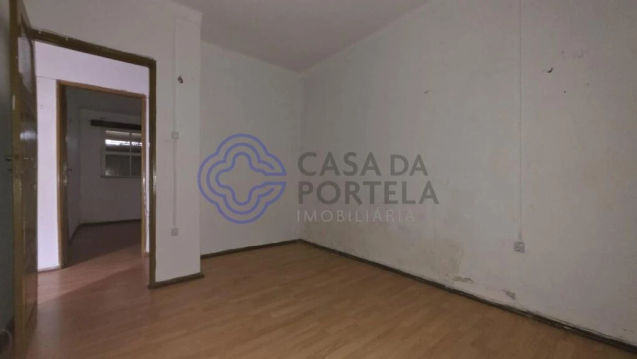 Moradia T3 para Venda em Darque Foto 13