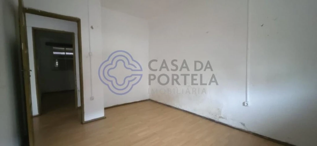 Moradia T3 para Venda em Darque Foto 5