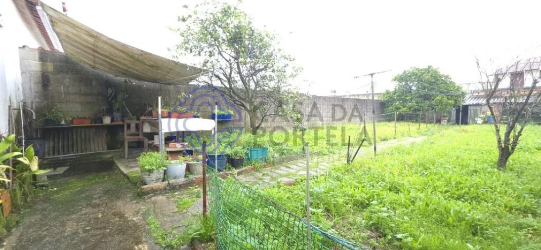 Moradia T3 para Venda em Darque Foto 24