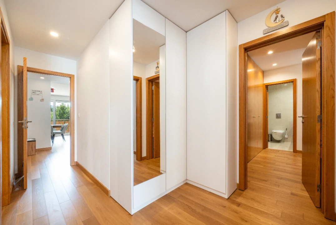 Apartamento T4 para Venda em Santo Antonio dos Olivais Foto 12